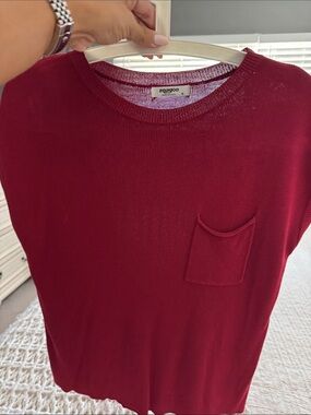 Women's Red Knit Pocket Top